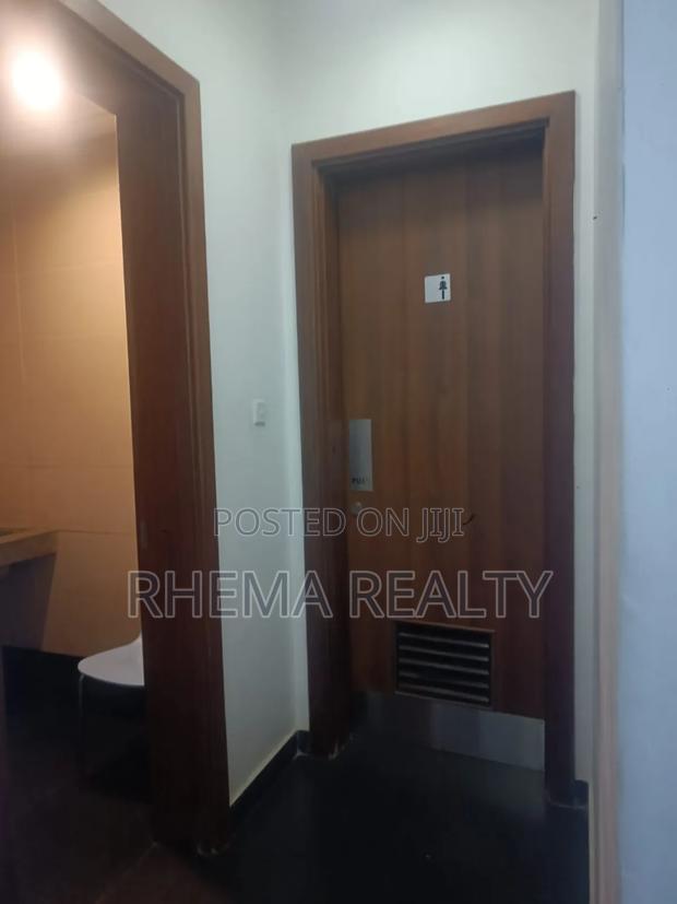 Available Office Space Ref 135 - thumbnail 21