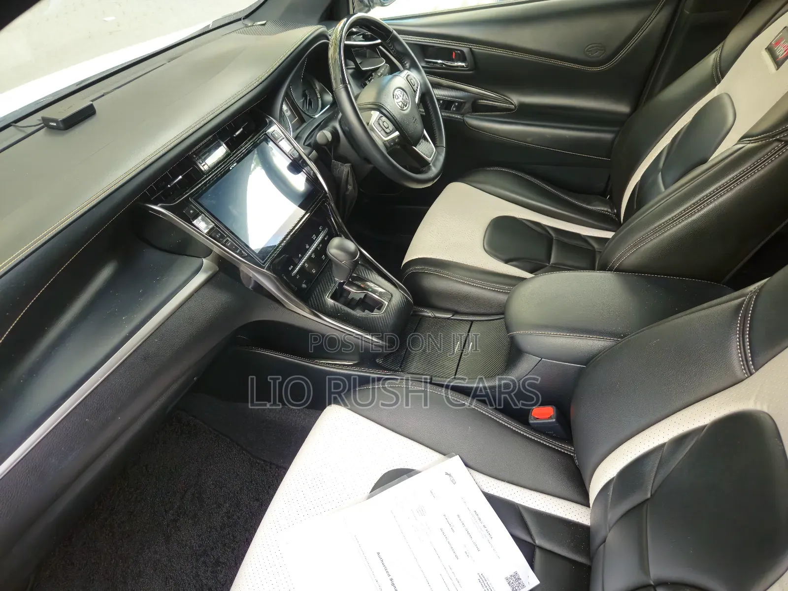 Toyota Harrier 2020 White