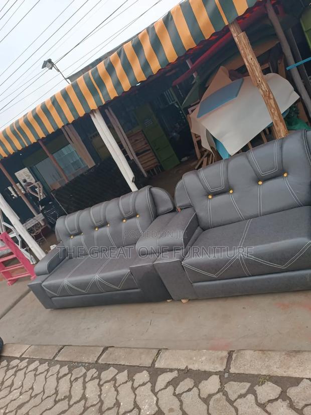 Brand New 5 Seater Modern Sofa Set Hr8km