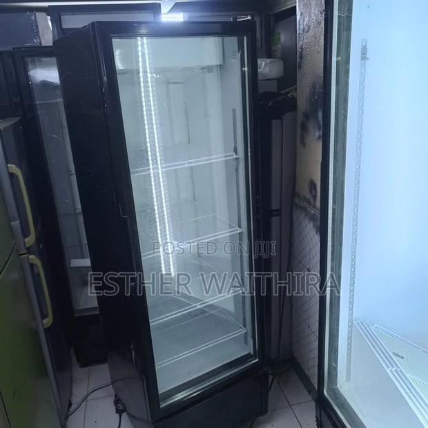 400litres Commercial Display Fridge - thumbnail 3