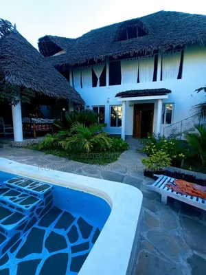 4bedroom Villa Near Papa Remo Beach