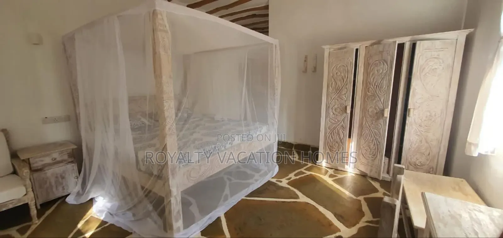 4bedroom Villa Near Papa Remo Beach