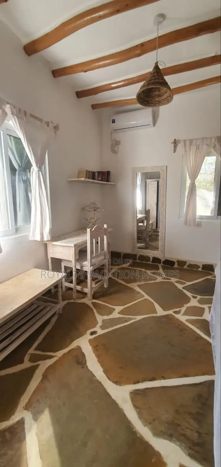 4bedroom Villa Near Papa Remo Beach