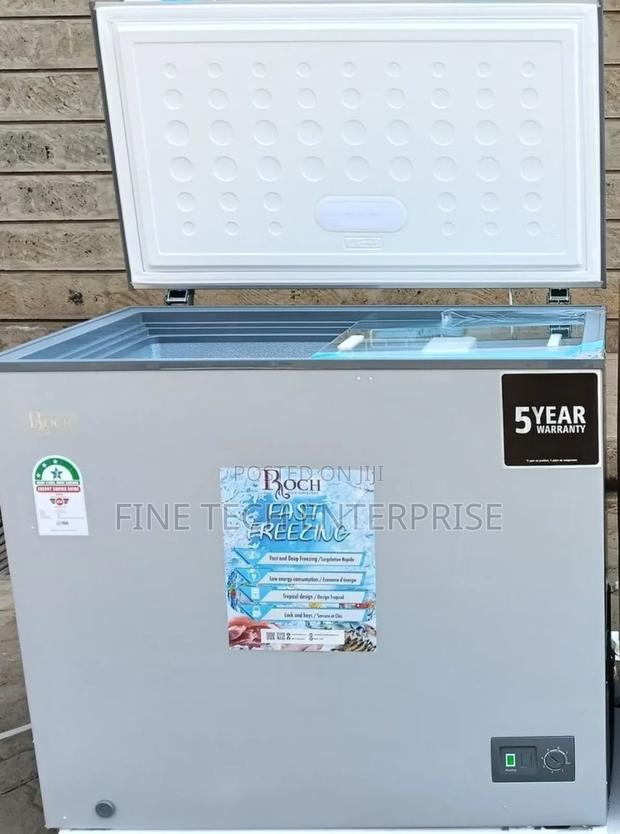 Roch Chest Frezzer 200 Litres