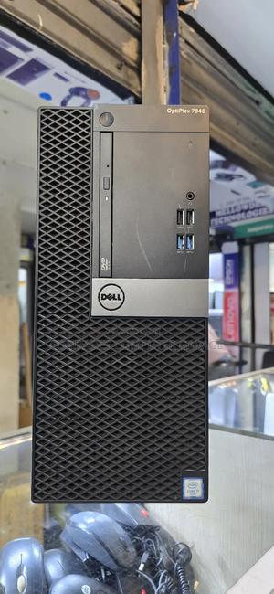 Desktop Computer Dell OptiPlex 7040 16GB Intel Core I7 HDD 500GB - main view