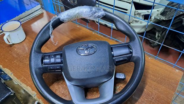 Toyota Revo