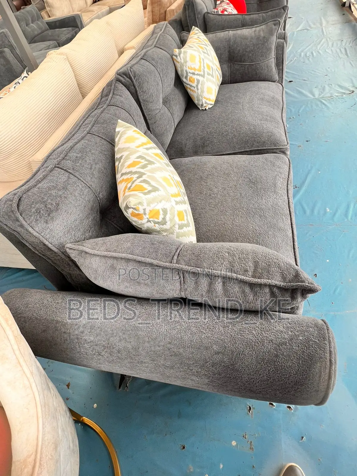 Useful 5 Seater Butterfly Sofa Set 3,2