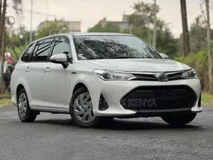 Toyota Corolla Fielder 2018 White