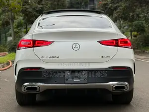 Mercedes-Benz GLE-Class GLE 400d 4MATIC 2021 White