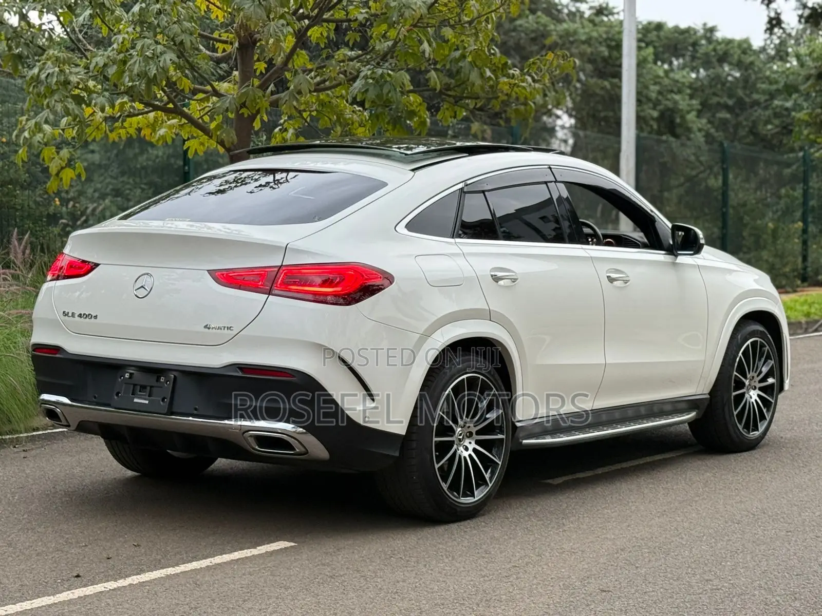 Mercedes-Benz GLE-Class GLE 400d 4MATIC 2021 White