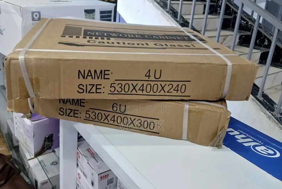 4u Wall Mount Network Server Cabinet Rack - Black 530x400x240mm