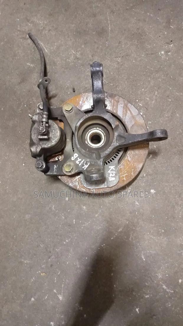 Front Hub Suzuki Solio