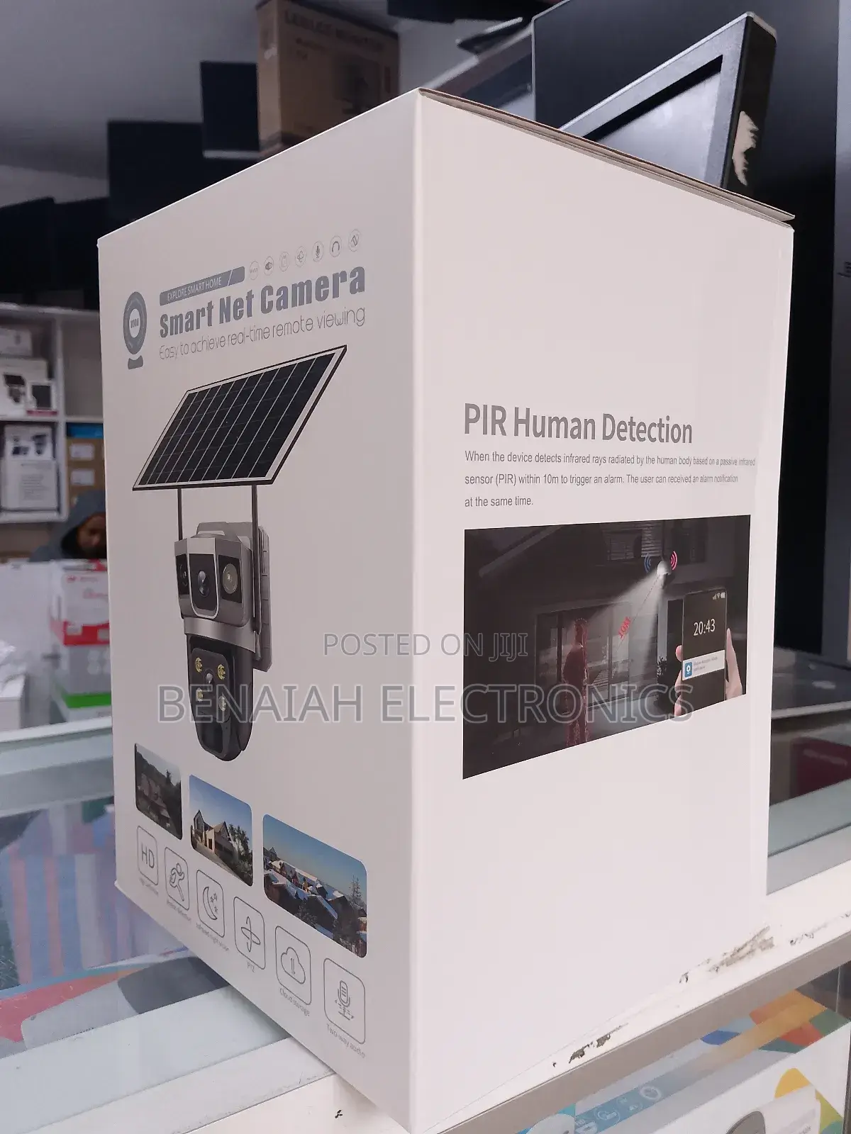 Solar CCTV Camera With 10 Meters Sensor to Trigger an Alarm