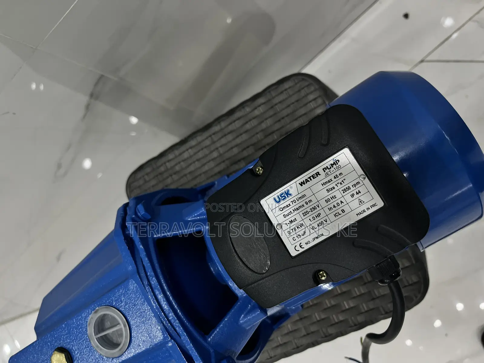 Usk 0.75hp Water Pump (45m Head)