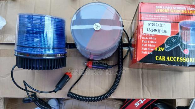 Blue Magnetic Base 12v Rotating Warning Light - main view