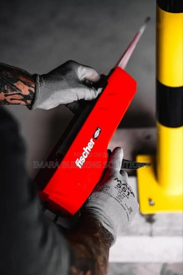 Fischer Professional Sealant Gun – Smooth & Easy Dispenser