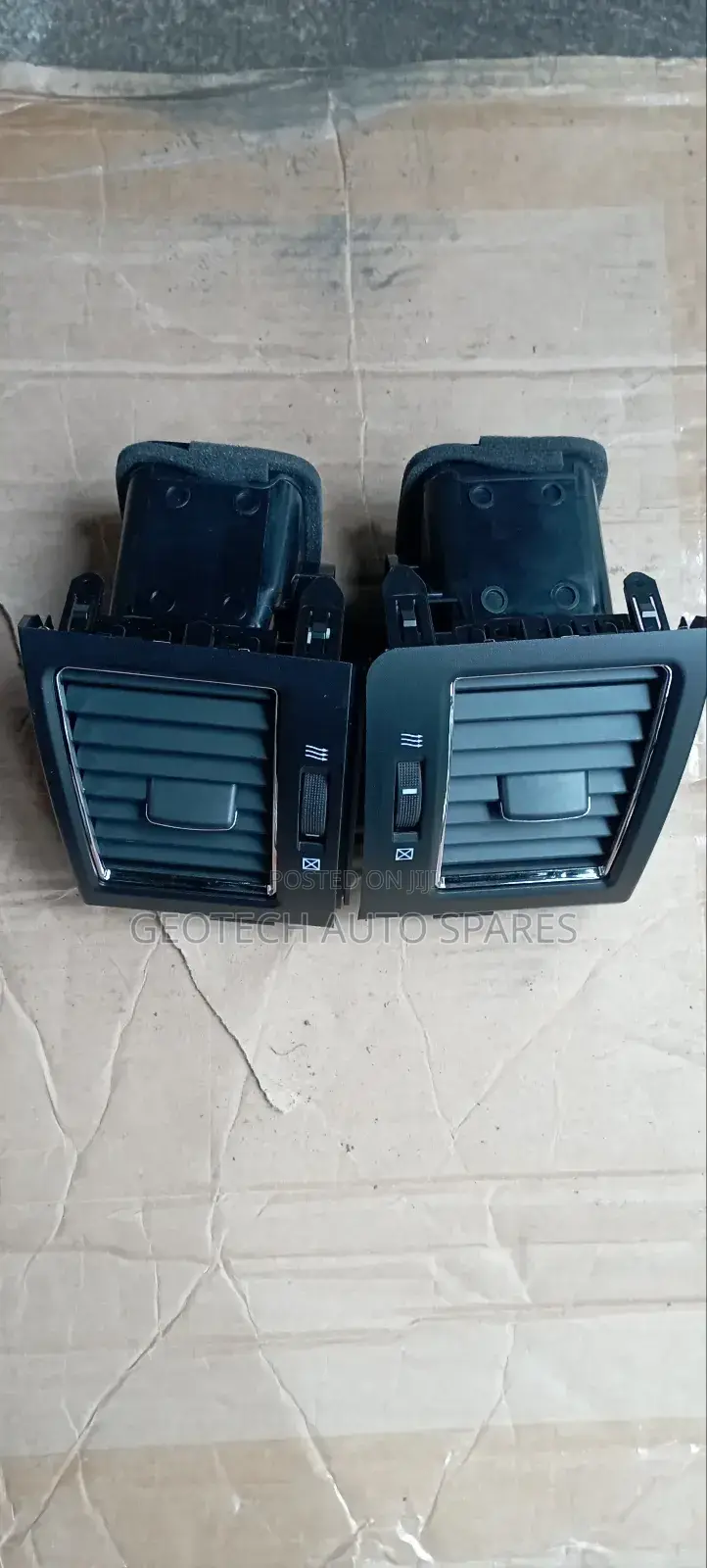 Land Cruiser 200 Series Vents