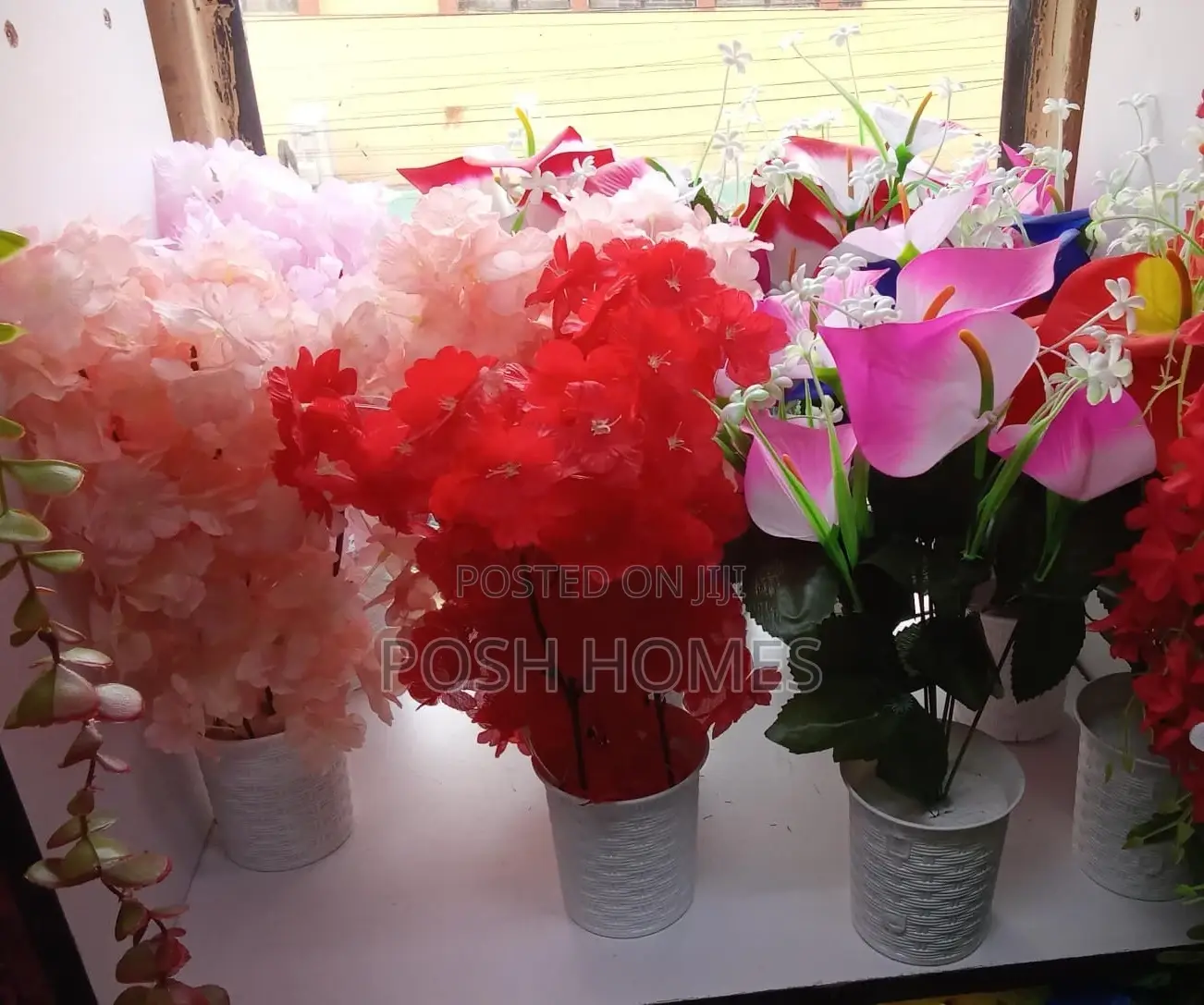 Decorative Medium Artificial Flowers