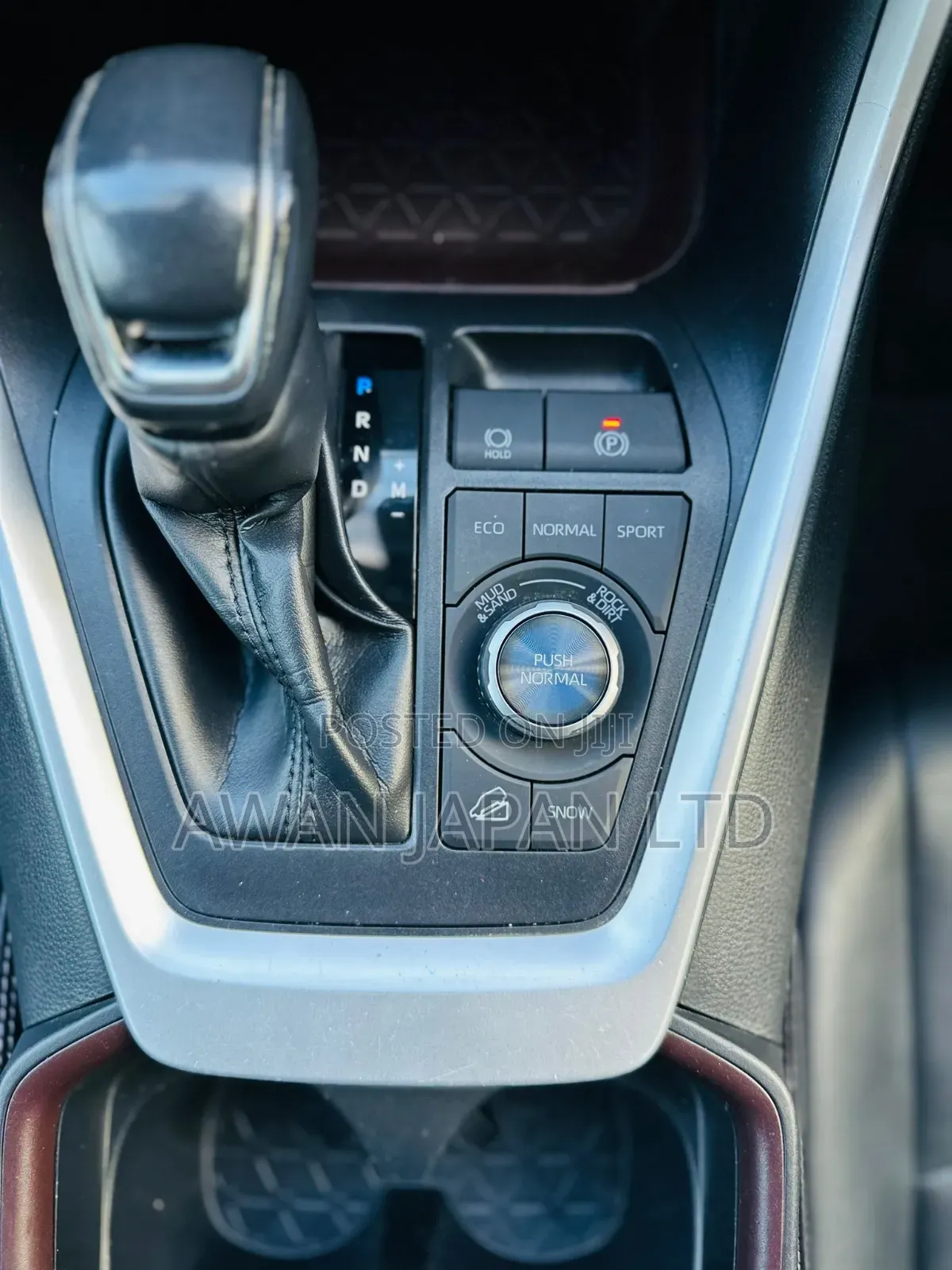 Toyota RAV4 Limited AWD 2019 White