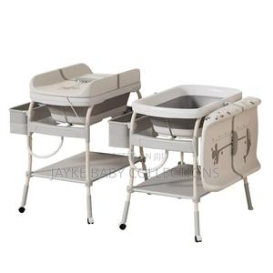 2-in-1 Baby Bathtub Changing Table With Thermometer - thumbnail 2