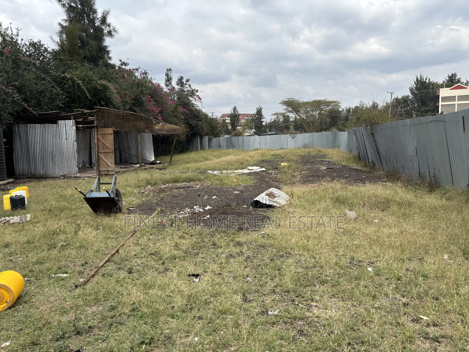1/4 Acre Plot For Sale
