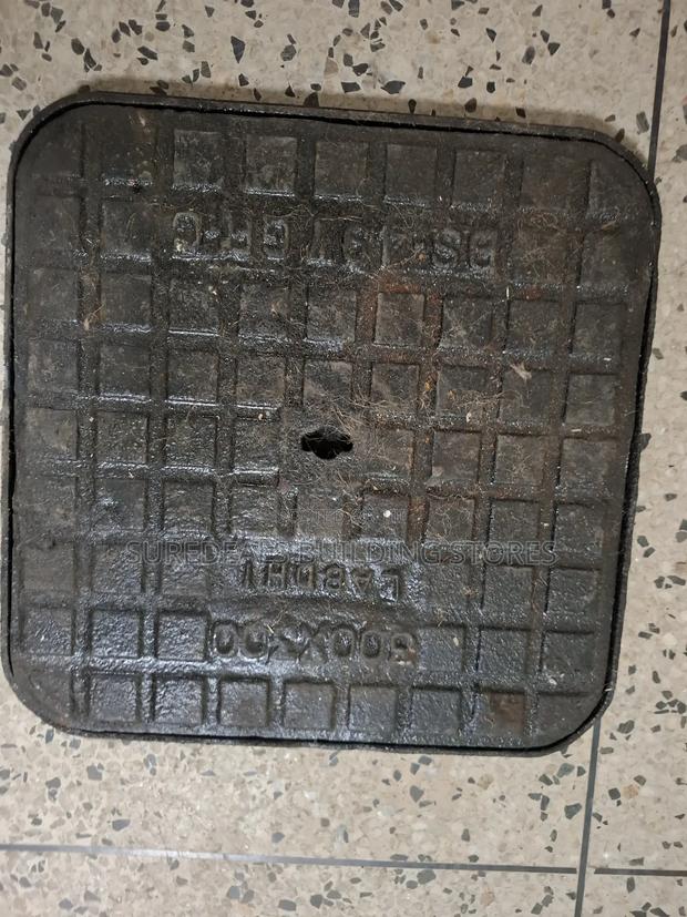 Cast Iron Manhole Cover - 300 × 300