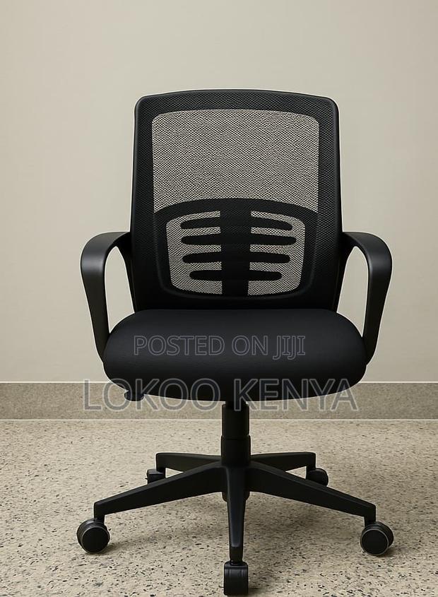 Office Chair : Mesh Swivel Manager’S Chair – Mid Back - thumbnail 6