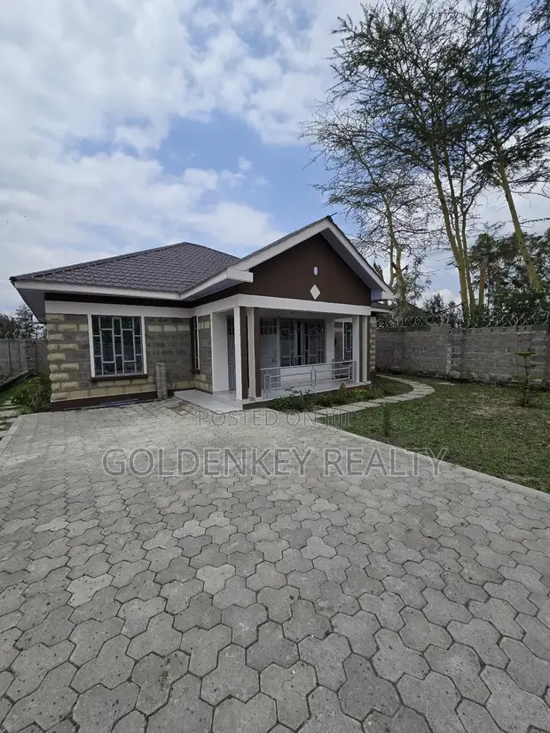 3bdrm Bungalow in Kitengela for sale