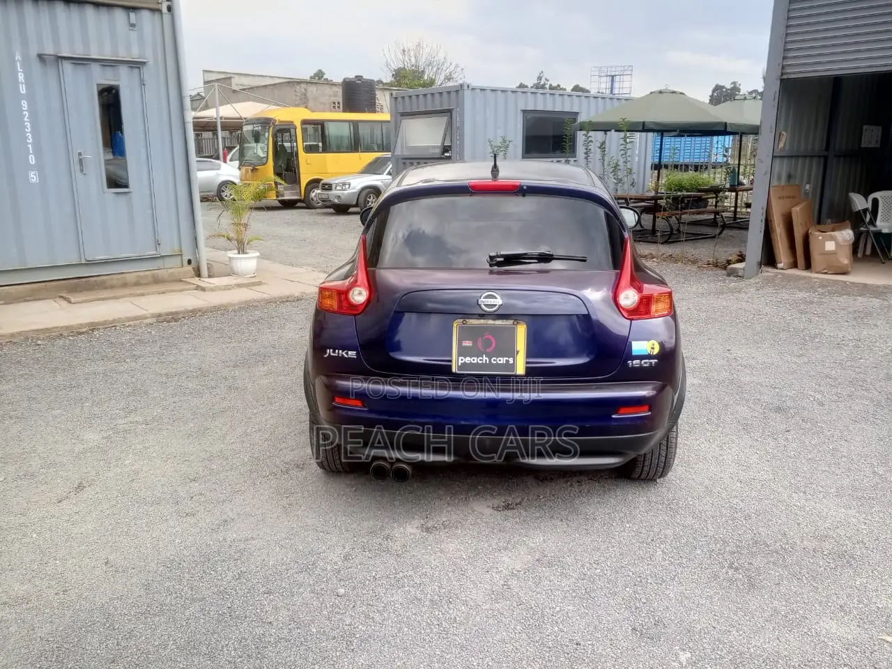 Nissan Juke SL 4dr Hatchback (1.6L 4cyl Turbo CVT) 2014 Purple