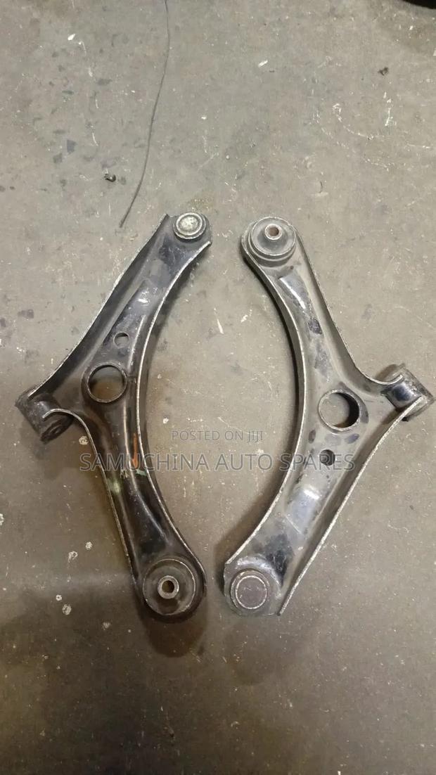 Control Arm Suzuki Alto