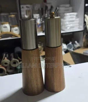 Luxury Kitchen Pepper Salt Grinder 2pcs Set