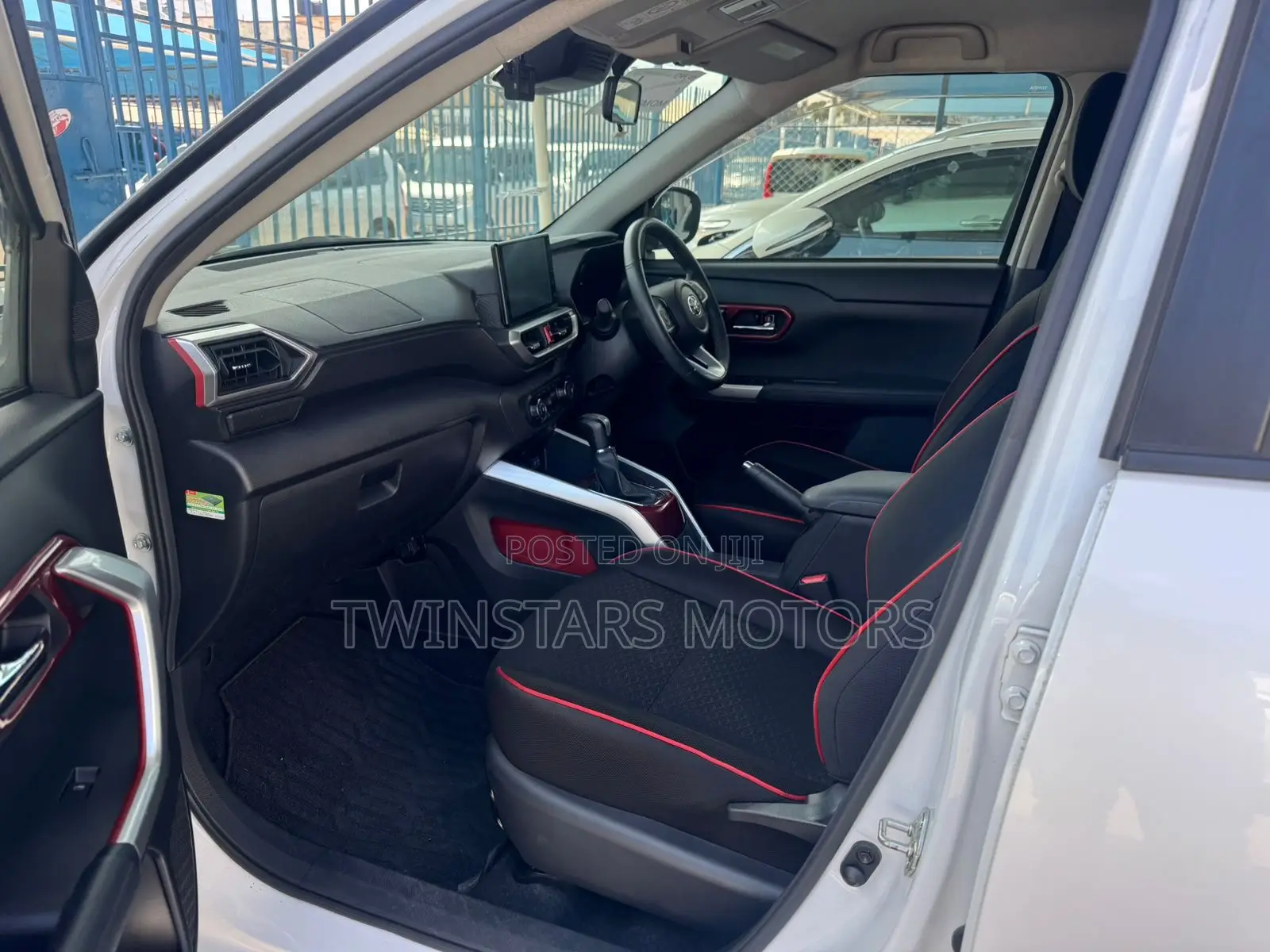 Toyota Raize 1.0 FWD 2019 White