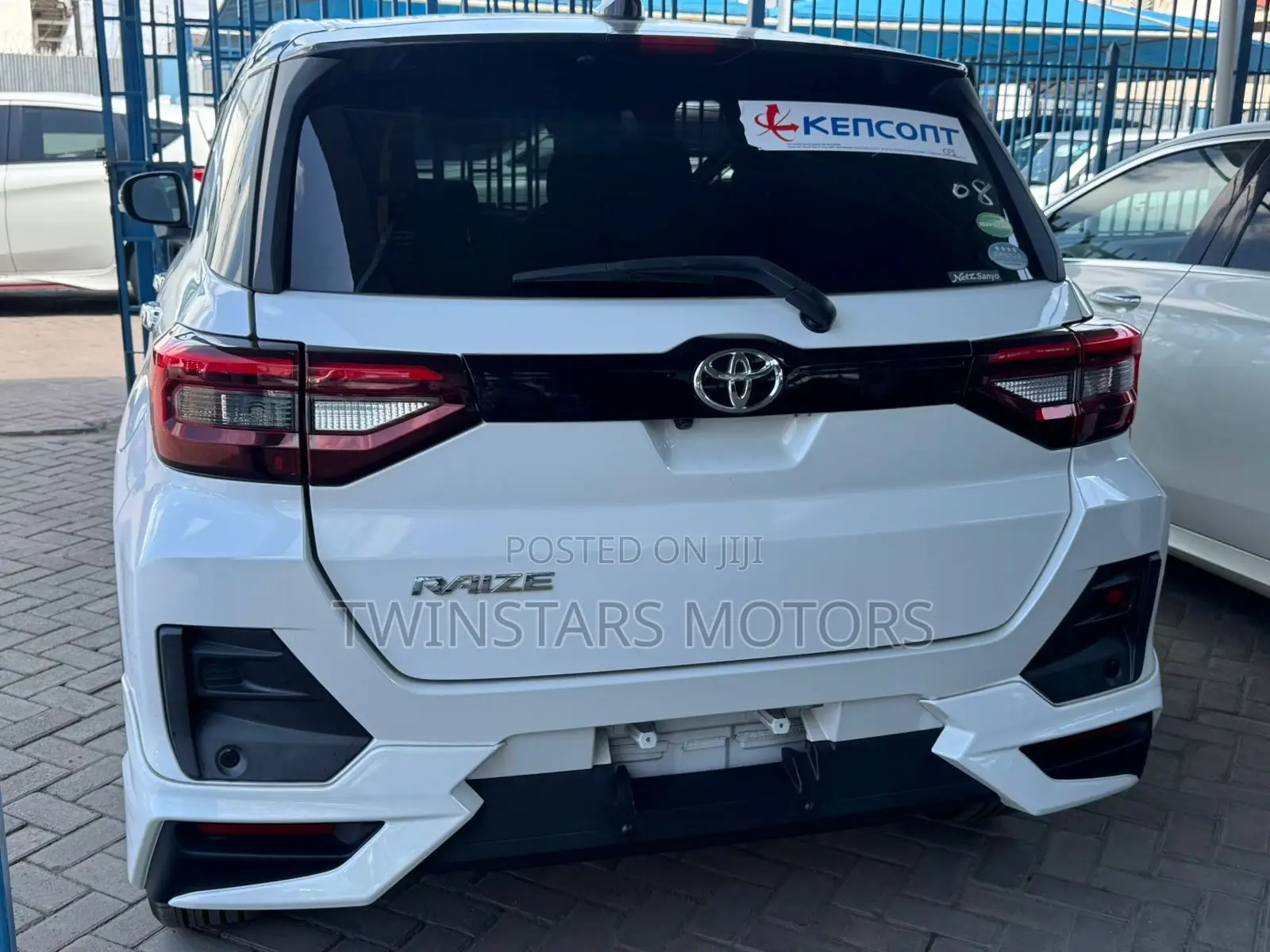 Toyota Raize 1.0 FWD 2019 White