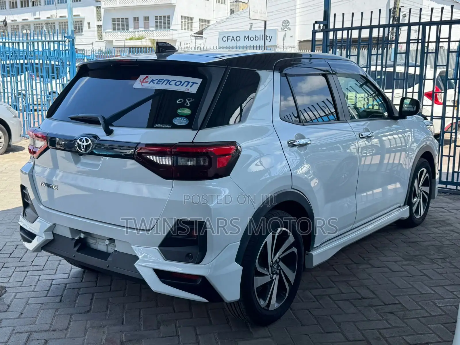 Toyota Raize 1.0 FWD 2019 White
