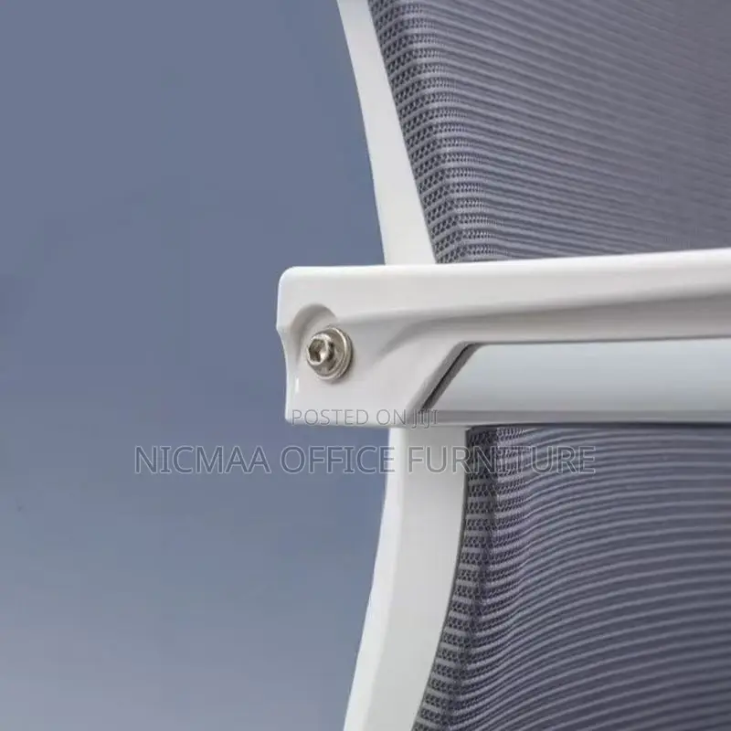 Office Seat: Strong Mesh Visitor Swivel Adjustable Seat