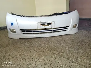 Toyota Isis 2006 Front Bumper With Fogloghts