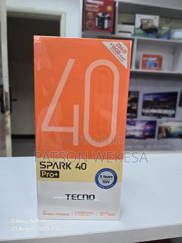 New Tecno Spark 40 Pro+ 256 GB - thumbnail 4