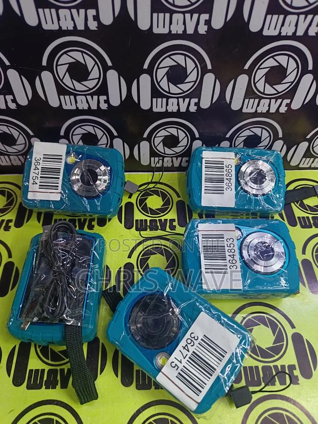 New Polaroid Digital Cameras - main view