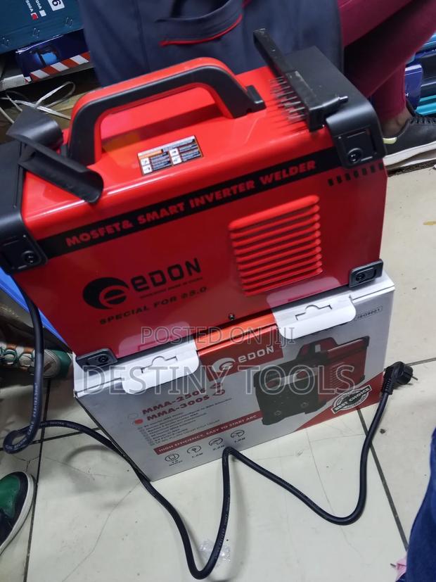 Edon 300mma Welding Machine - main view