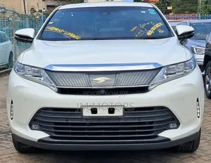 Toyota Harrier 2019 Off white