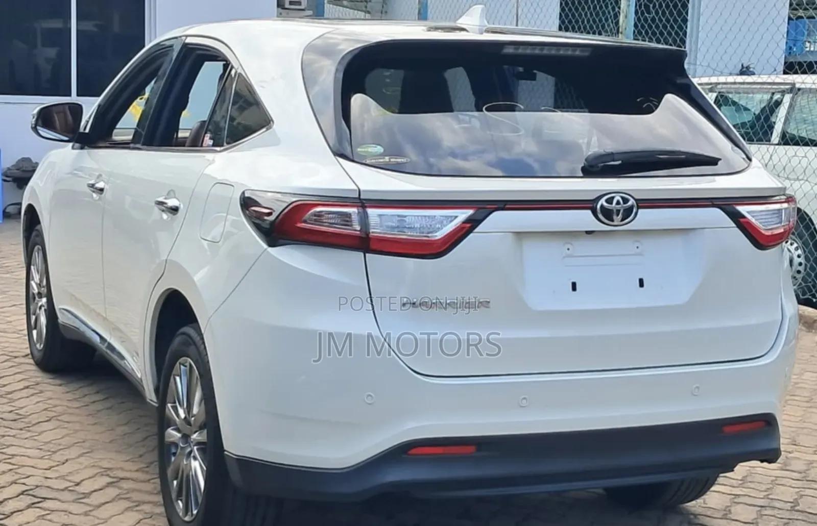 Toyota Harrier 2019 Off white