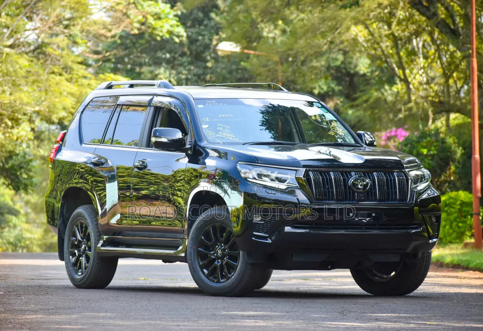 Toyota Land Cruiser Prado 2021 Black