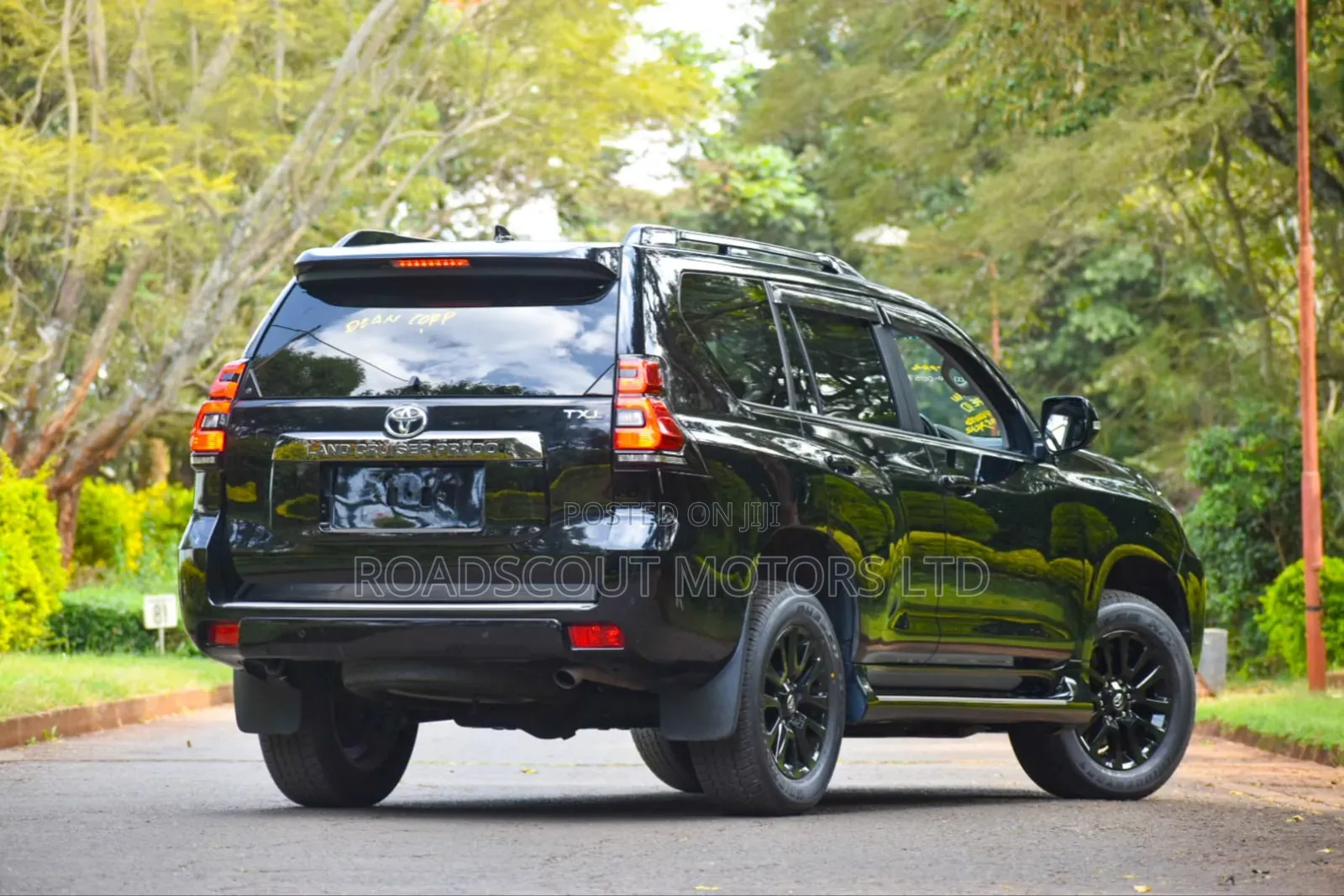 Toyota Land Cruiser Prado 2021 Black