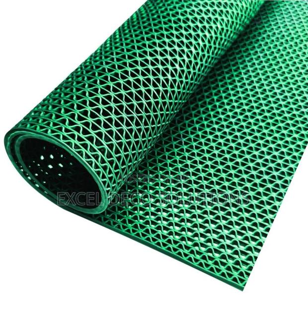 Anti-Slip Comfort Mat for Kitchens – Soft Water Resistant