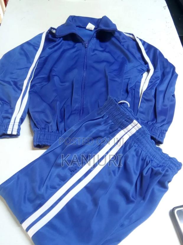 Tracksuits Warm - main view