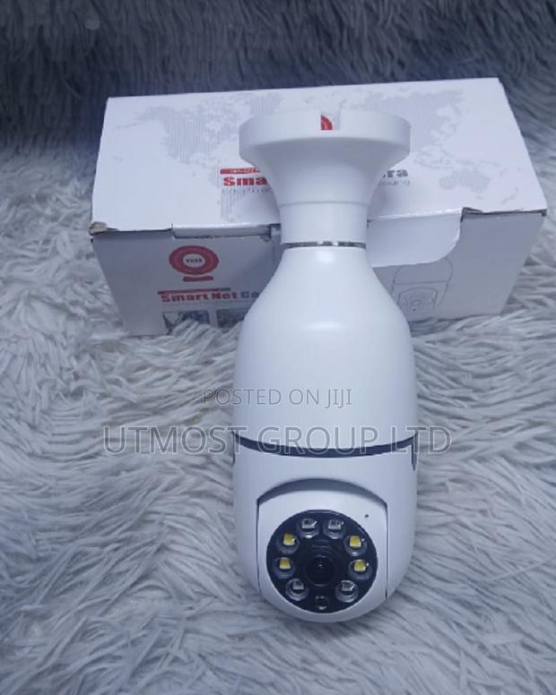 360° Adjustabletwo‐Way Audio,Wifi Bulb Security Camera With Hd Clarity - main view