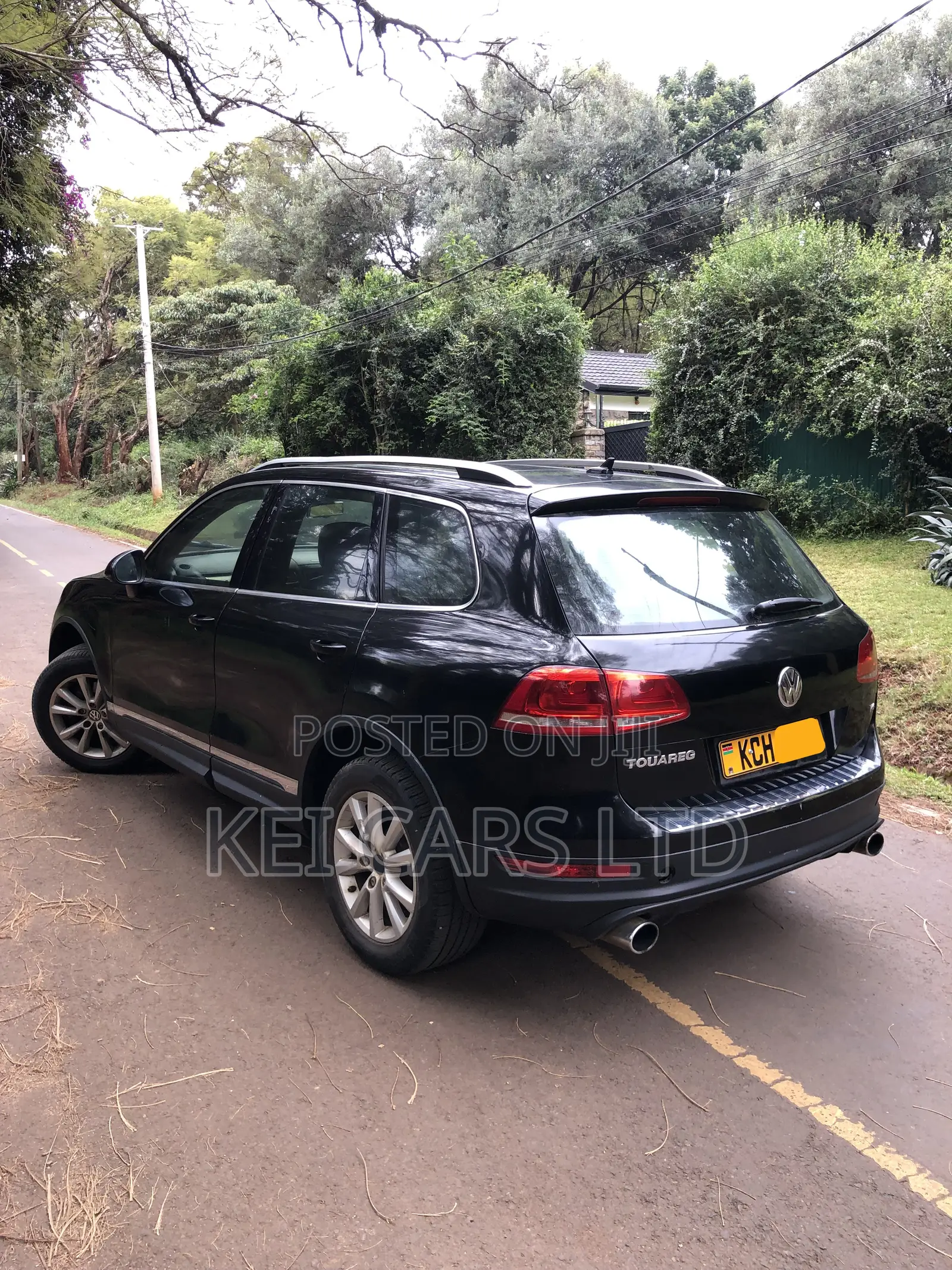 Volkswagen Touareg 2012 Black