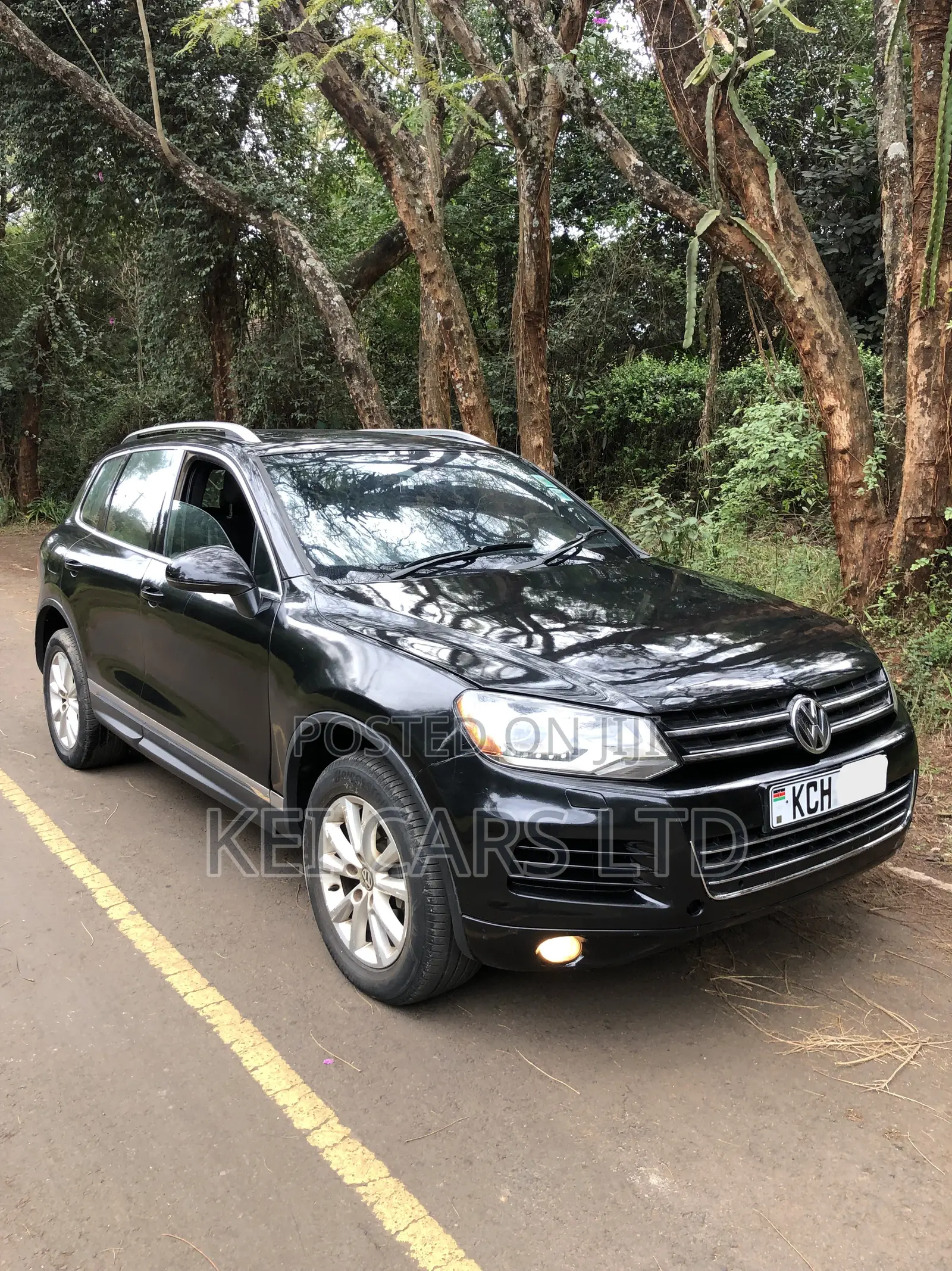 Volkswagen Touareg 2012 Black