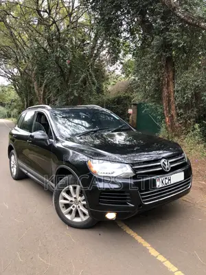 Volkswagen Touareg 2012 Black