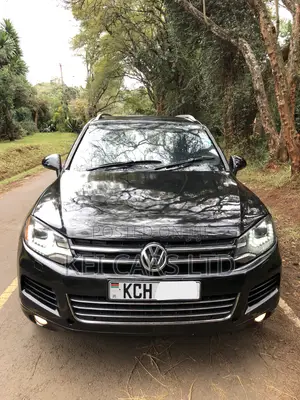 Volkswagen Touareg 2012 Black